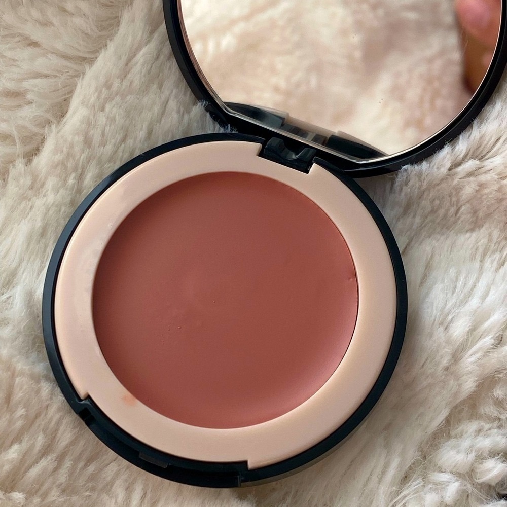 Doll 10 Cream Cheek Hydragel she’s a doll